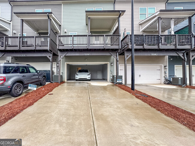 Building Photo - 1136 Buice Lake Pkwy