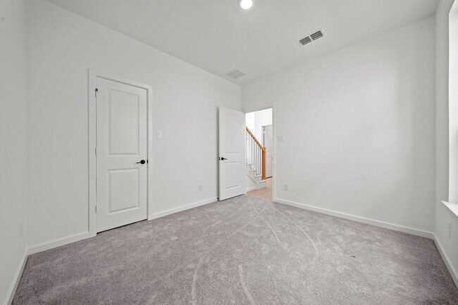 Building Photo - 21643 Lampeter River Ln
