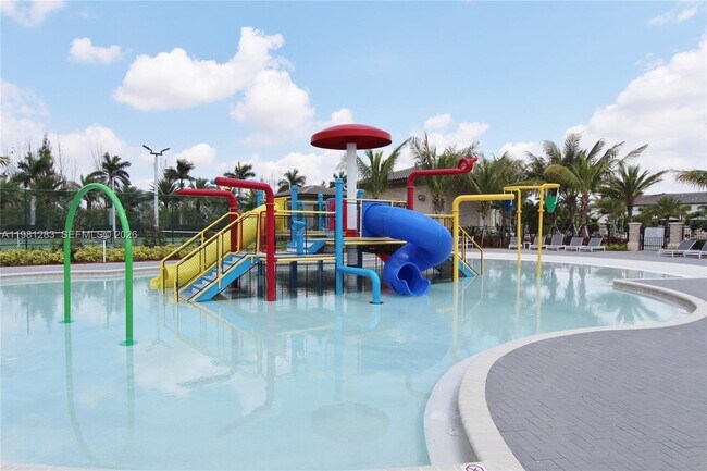 Building Photo - 8899 NW 98th Ave