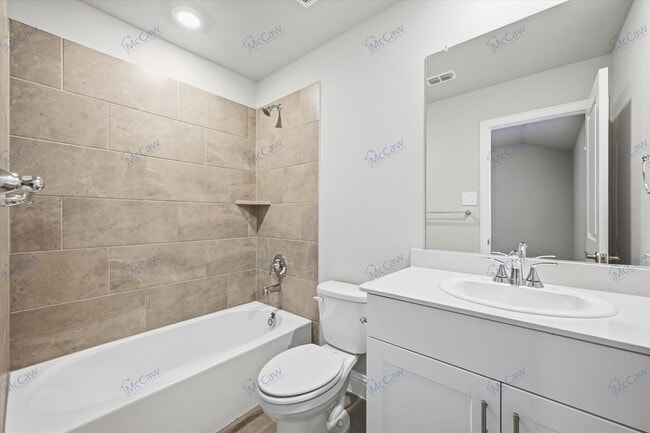 Building Photo - 811 London Town Ln