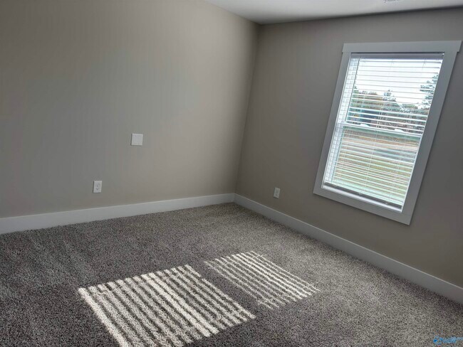 Building Photo - 2714 Winchester Rd NW