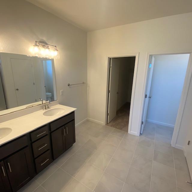 Building Photo - 1466 Encantada Ave