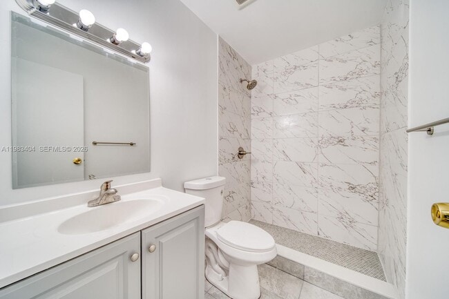 Building Photo - 300 NE 143rd St