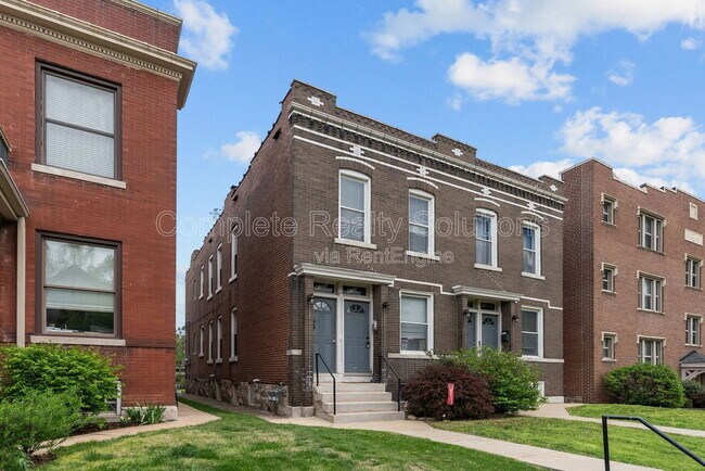 Building Photo - 4109 Hartford St
