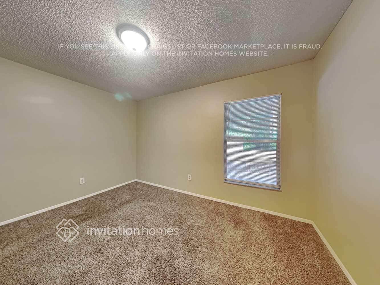 Building Photo - 11830 Hickorynut Dr