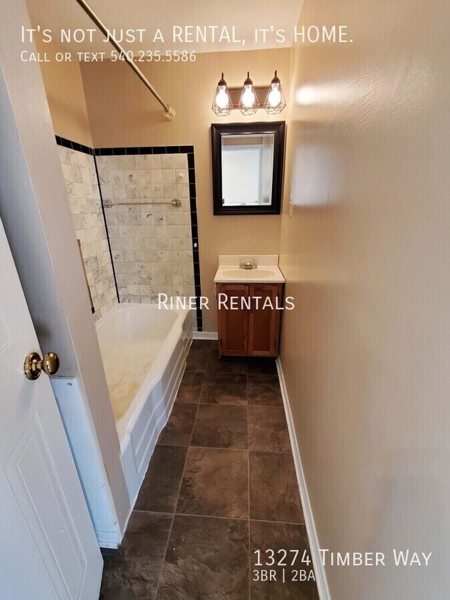 Building Photo - 13274 Timber Way