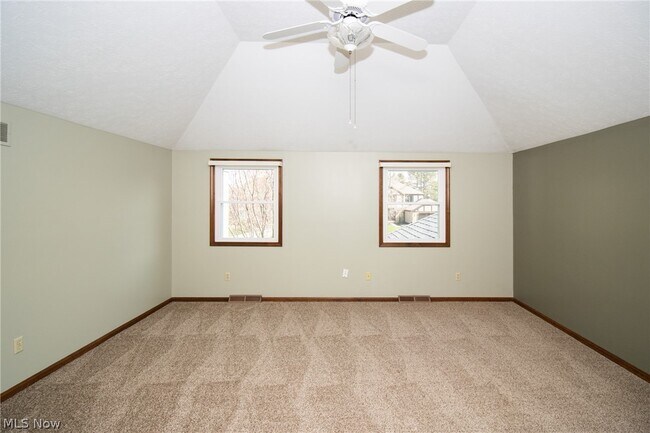 Building Photo - 18038 Heritage Trail