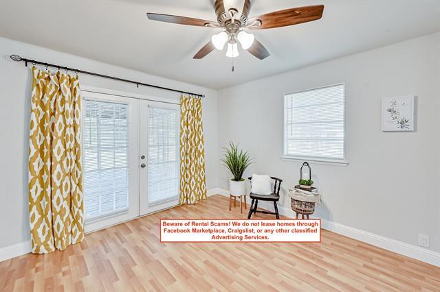 Building Photo - 320 Gardenia Ct