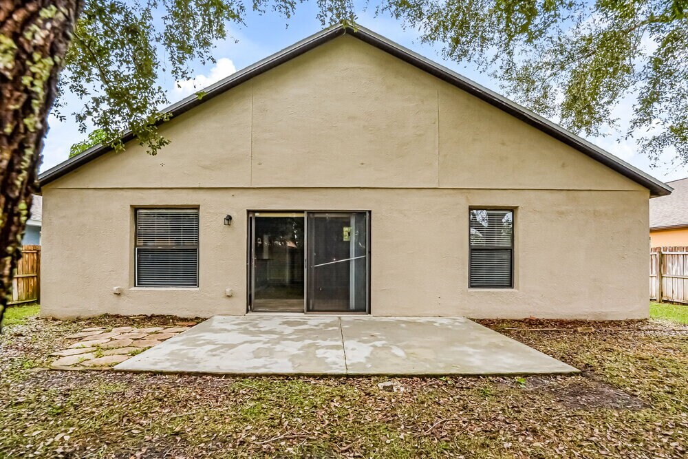 Building Photo - 4222 Barnsley Ln