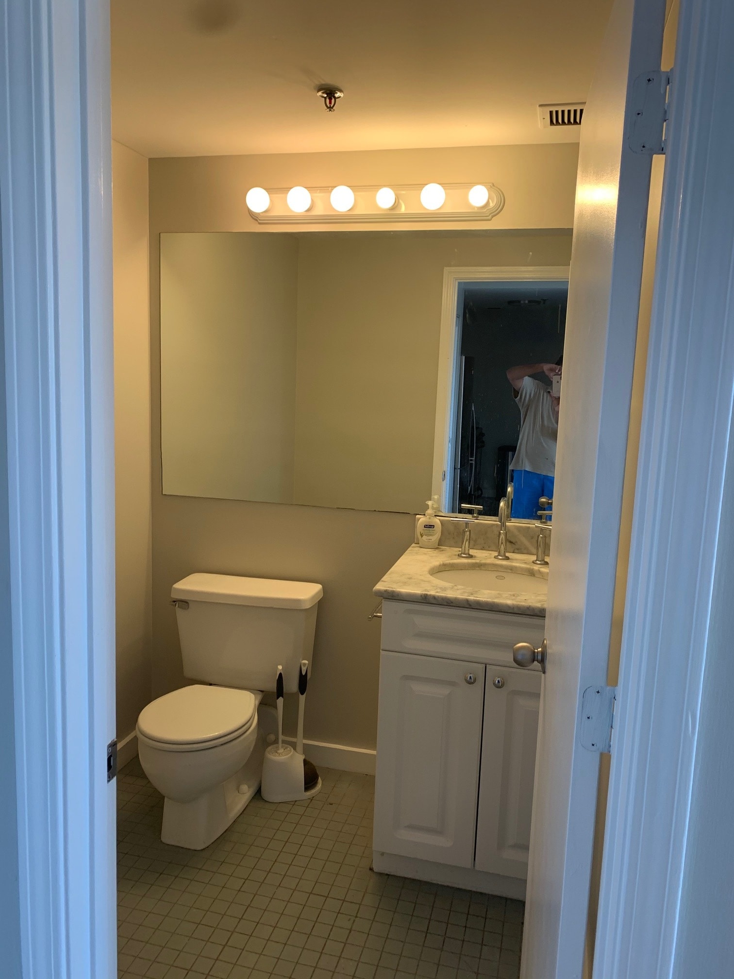 HalfBath - 15 North Beacon St