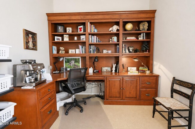 Building Photo - 41705 N Maidstone Ct