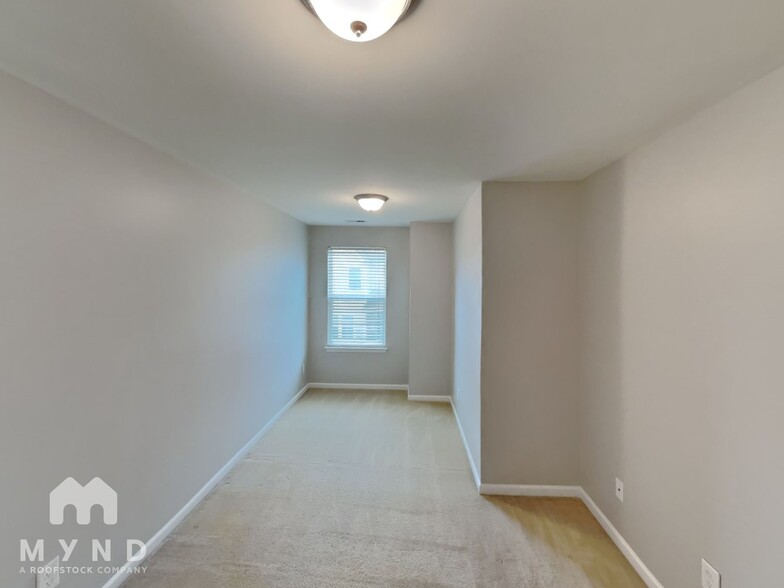 Building Photo - 11311 Savannah Creek Dr
