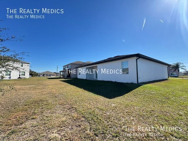 Building Photo - 2226 Rock Dr