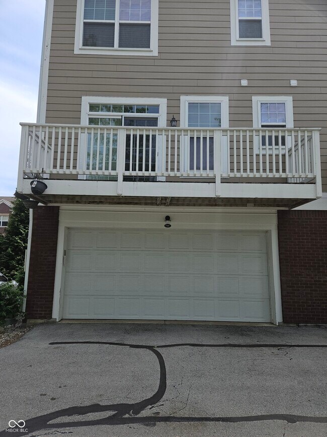Building Photo - 415 Alden Way