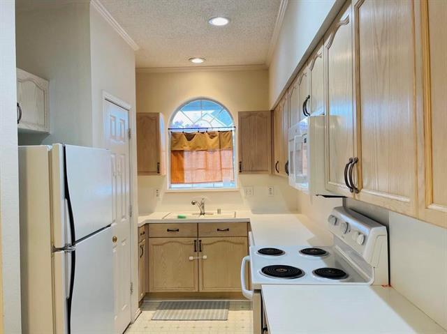 Building Photo - 6008 Longley Ct