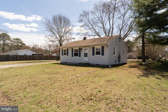 Building Photo - 504 Plover Rd