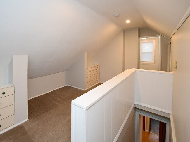 Building Photo - 2108 S 46th St