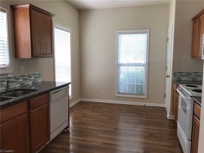 Building Photo - 5922 Fox Ridge Ln