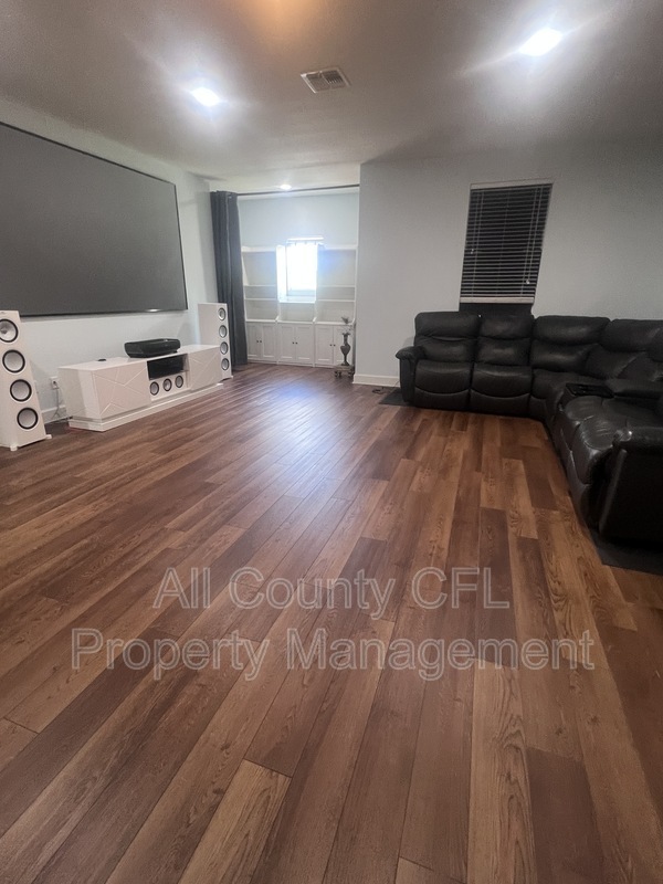 Building Photo - 11834 Aurelio Ln
