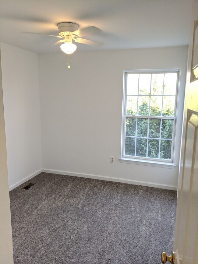 Building Photo - 6516 Daytona Ct