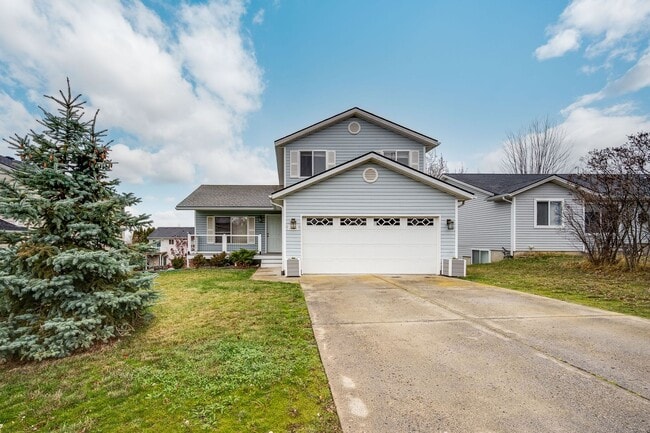 Building Photo - MOVE-IN SPECIAL! Bright & Spacious 4-Bedroom Home in One of Pullman’s Most Desirable Neighborhoods