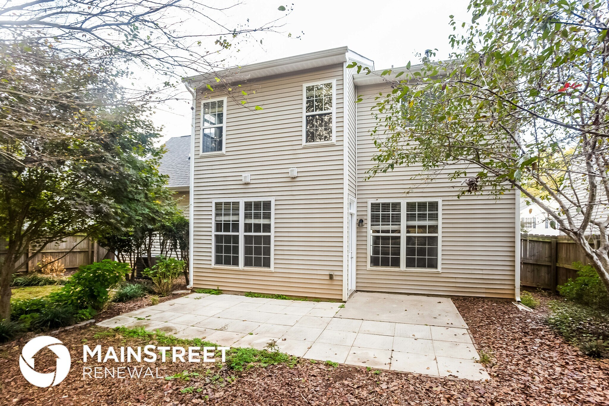 Building Photo - 8104 Weeping Fig Ln