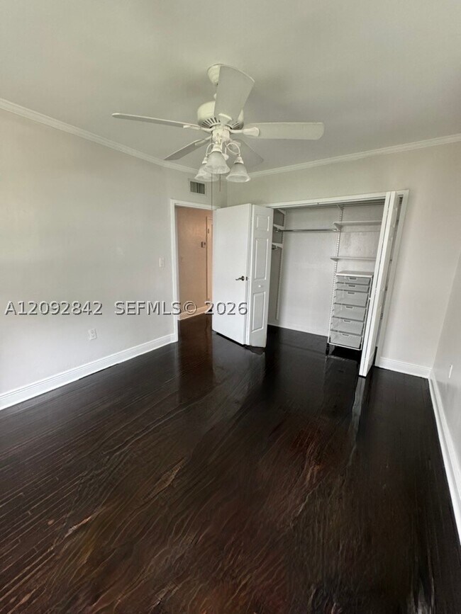 Building Photo - 7740 SW 54th Ct