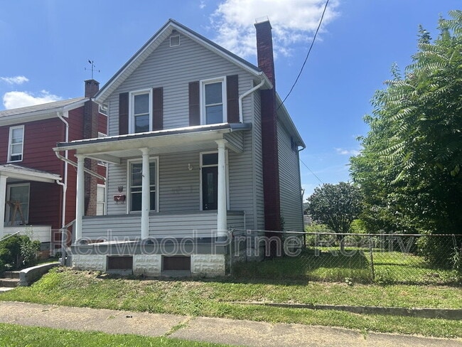 Building Photo - 551 Linden Ave