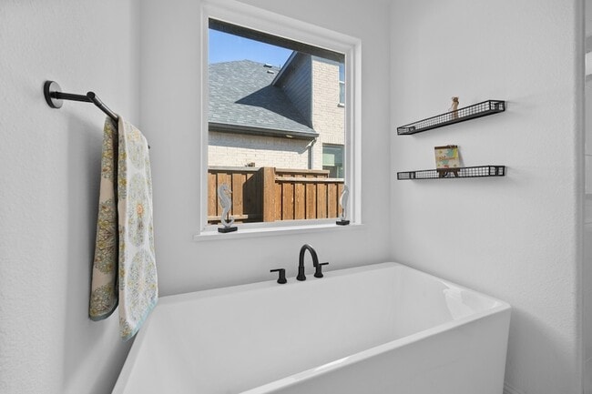 Building Photo - 2130 Sun Meadow Dr