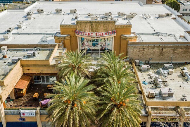 Building Photo - 1315 A St