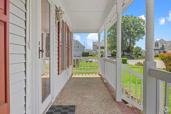 Building Photo - 29 Sarfan Dr