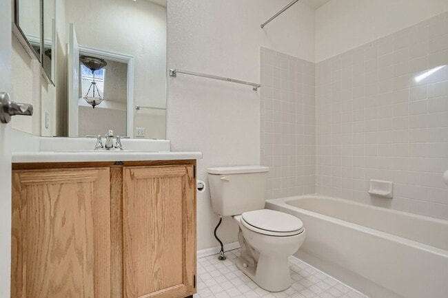 Building Photo - Evolve Real Estate and Property Management: Wonderful Home Available for move in on May 3rd!