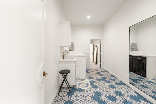 Building Photo - 1304 Katelyn Ct