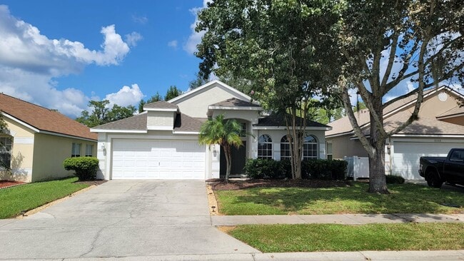 Building Photo - 15317 Markham Dr