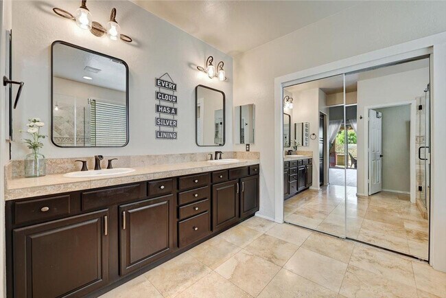 Building Photo - 7723 E Phantom Way