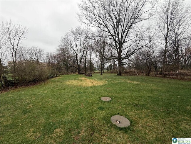 Building Photo - 7120 Suter Rd