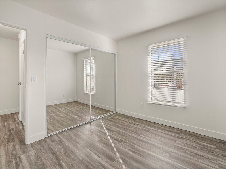 Building Photo - 6374 Caminito Salado