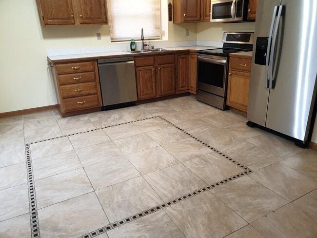 Building Photo - 2811 Winterbrook Cir