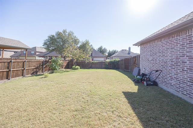 Building Photo - 2711 Sugar Maple Dr