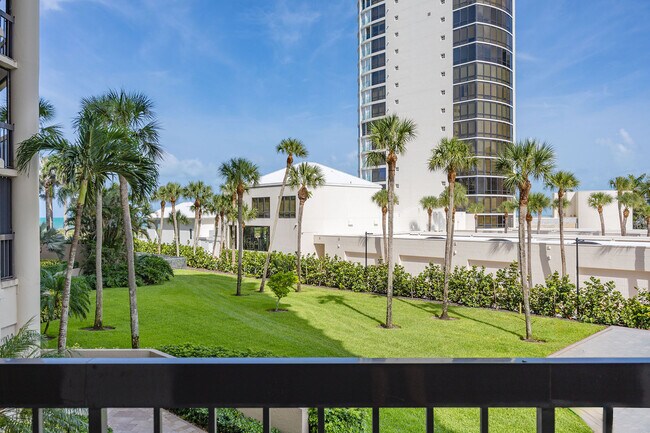 Building Photo - 4551 Gulf Shore Blvd N