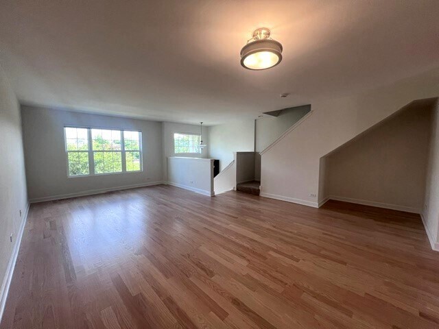 Building Photo - 1716 Windward Dr