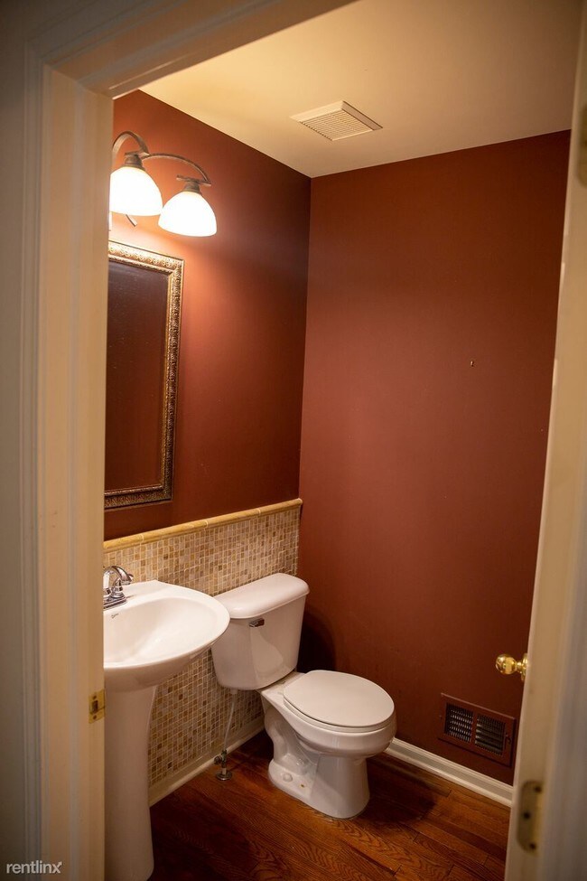 Building Photo - 3 br, 3.5 bath  - 29502 Juneau Ln