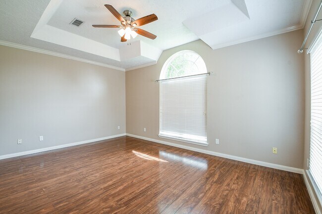 Building Photo - 21818 Windsor Castle Dr