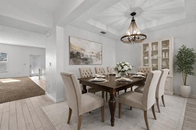 Building Photo - 19270 Fallglo Dr