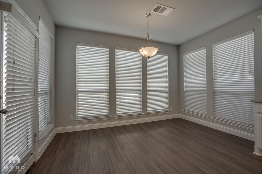 Building Photo - 3113 Damsel Sauvage Ln