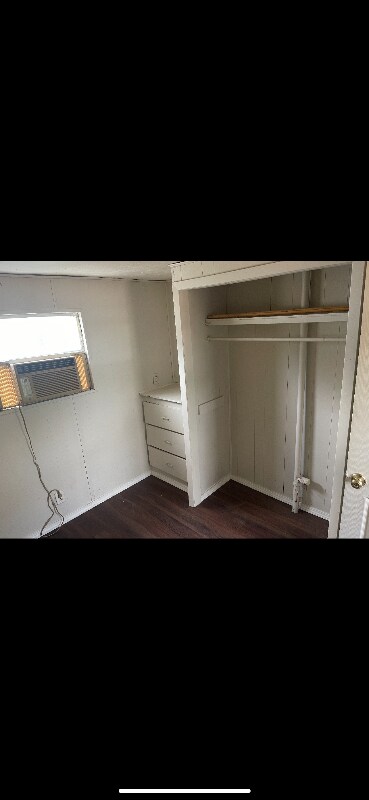 Building Photo - 110 4th St