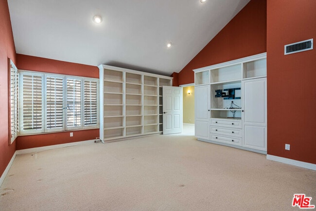 Building Photo - 13080 Mindanao Way