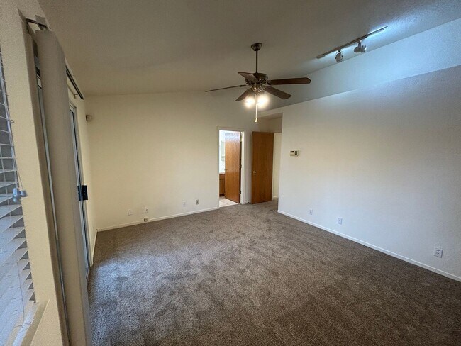 Building Photo - MOVE IN SPECIAL...$500 OFF OF THE 1ST MONT...