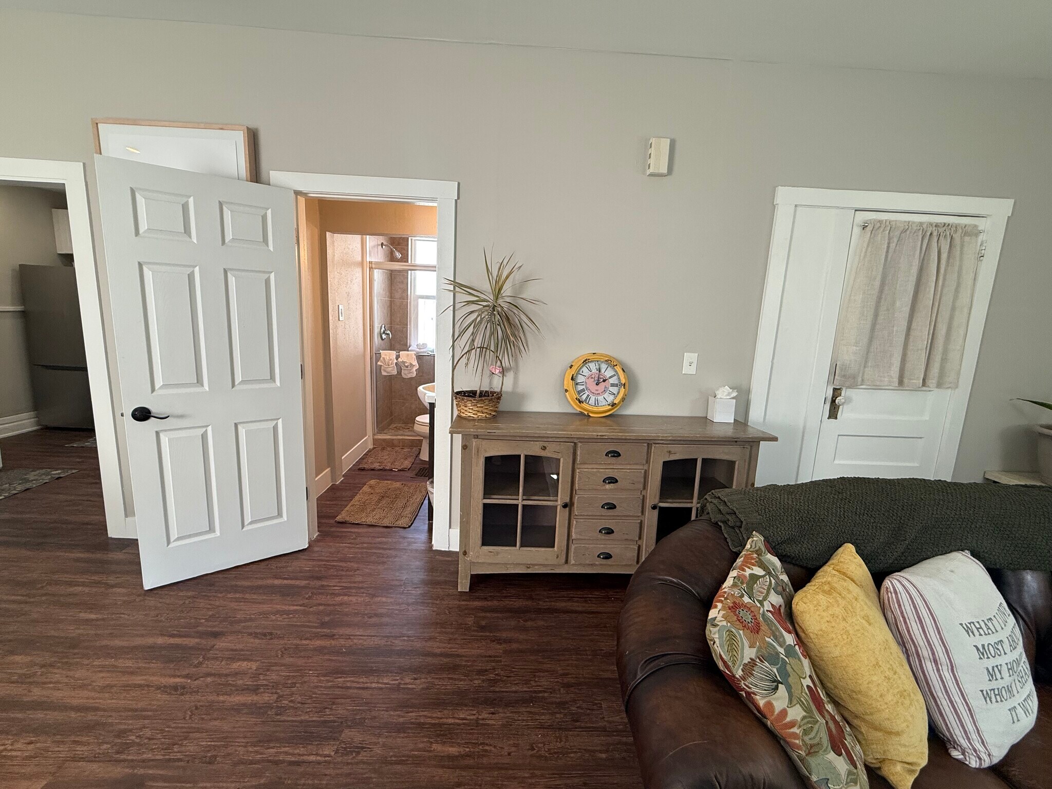 Building Photo - 1065 Colorado Blvd