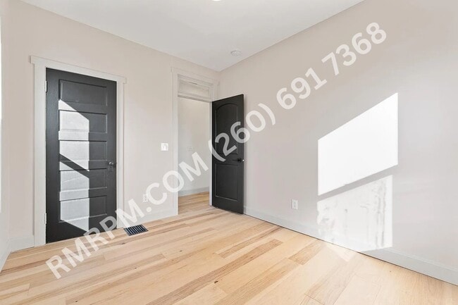 Building Photo - 1118 Rockhill St